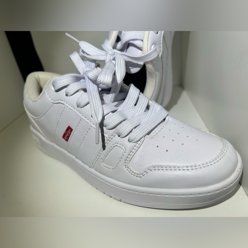 Skechers Men's White Sneakers